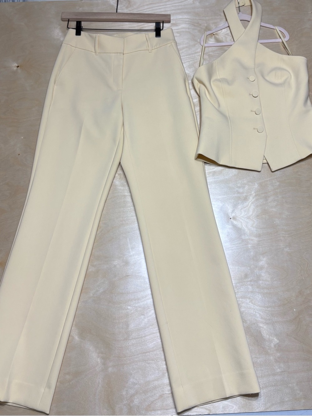 White House Black Market Cream 2pc Pantsuit With Halter Vest Top - Picture 2 of 5